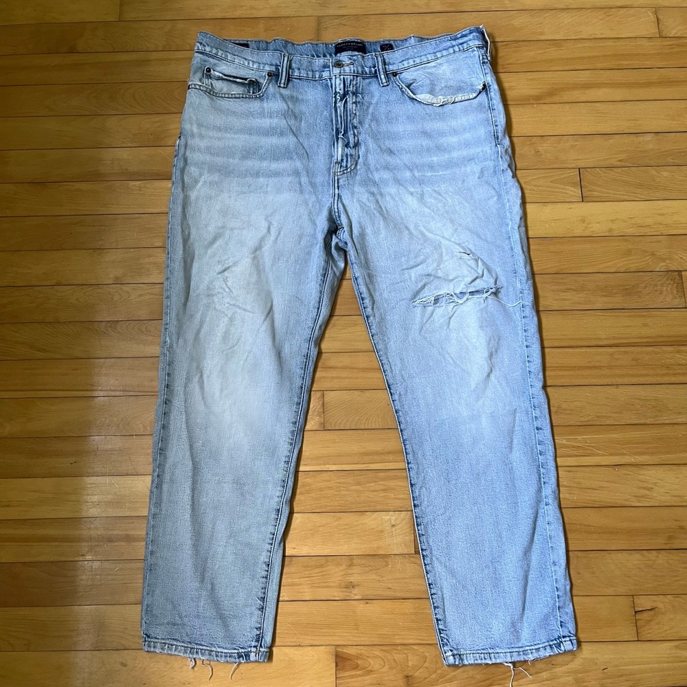 Lucky Brand Athletic Taper Distressed Light Wash Jeans Mens 42x30 Blue Knee Rip